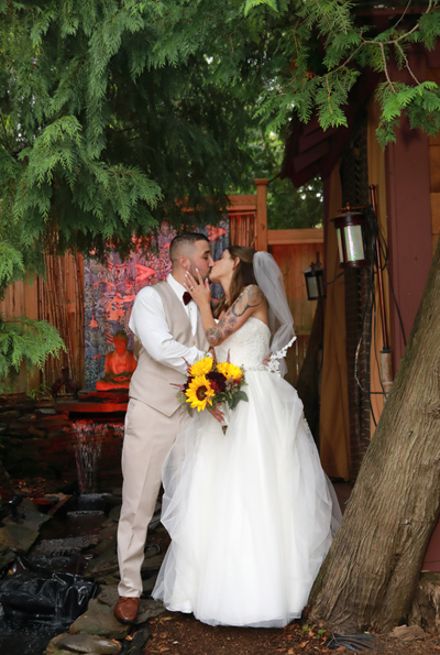 bride and groom photo Wenham Ma wedding photos 